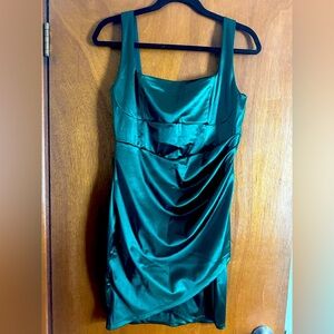 NWT Kendrick Casino Mini Emerald Dress